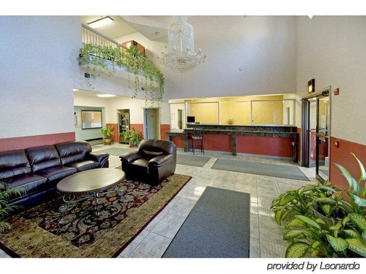 Americas Best Value Inn&suites Fm 1960 Hotel 2*