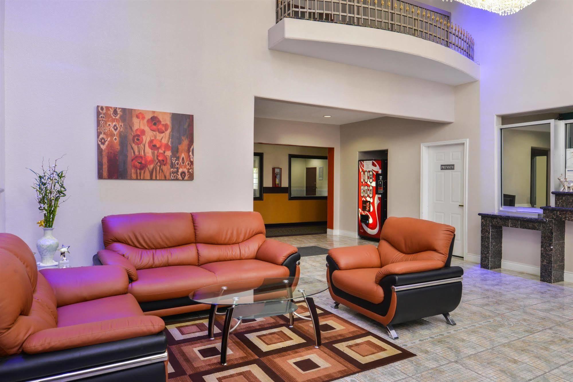 Hotel Americas Best Value Inn&suites Fm 1960